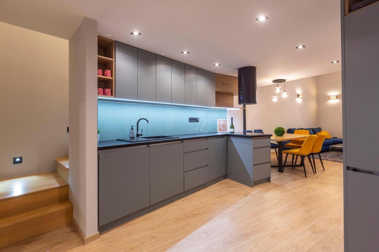 Exclusive New York Residence In The Heart Of Boedapest Buitenkant foto