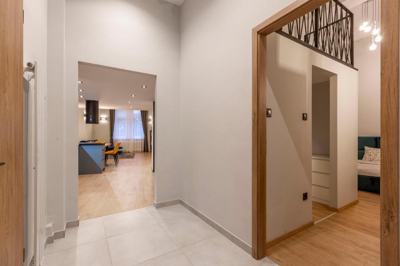 Exclusive New York Residence In The Heart Of Boedapest Buitenkant foto