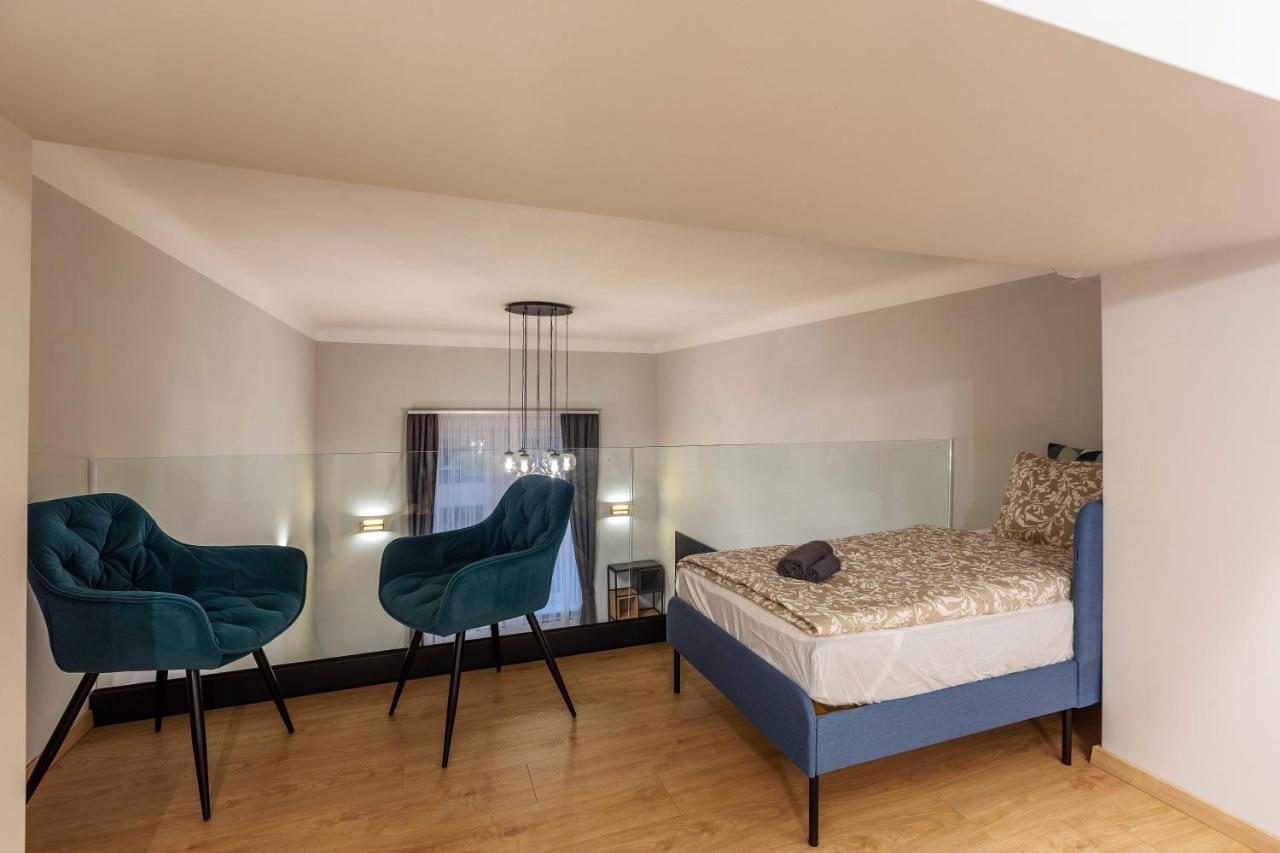 Exclusive New York Residence In The Heart Of Boedapest Buitenkant foto